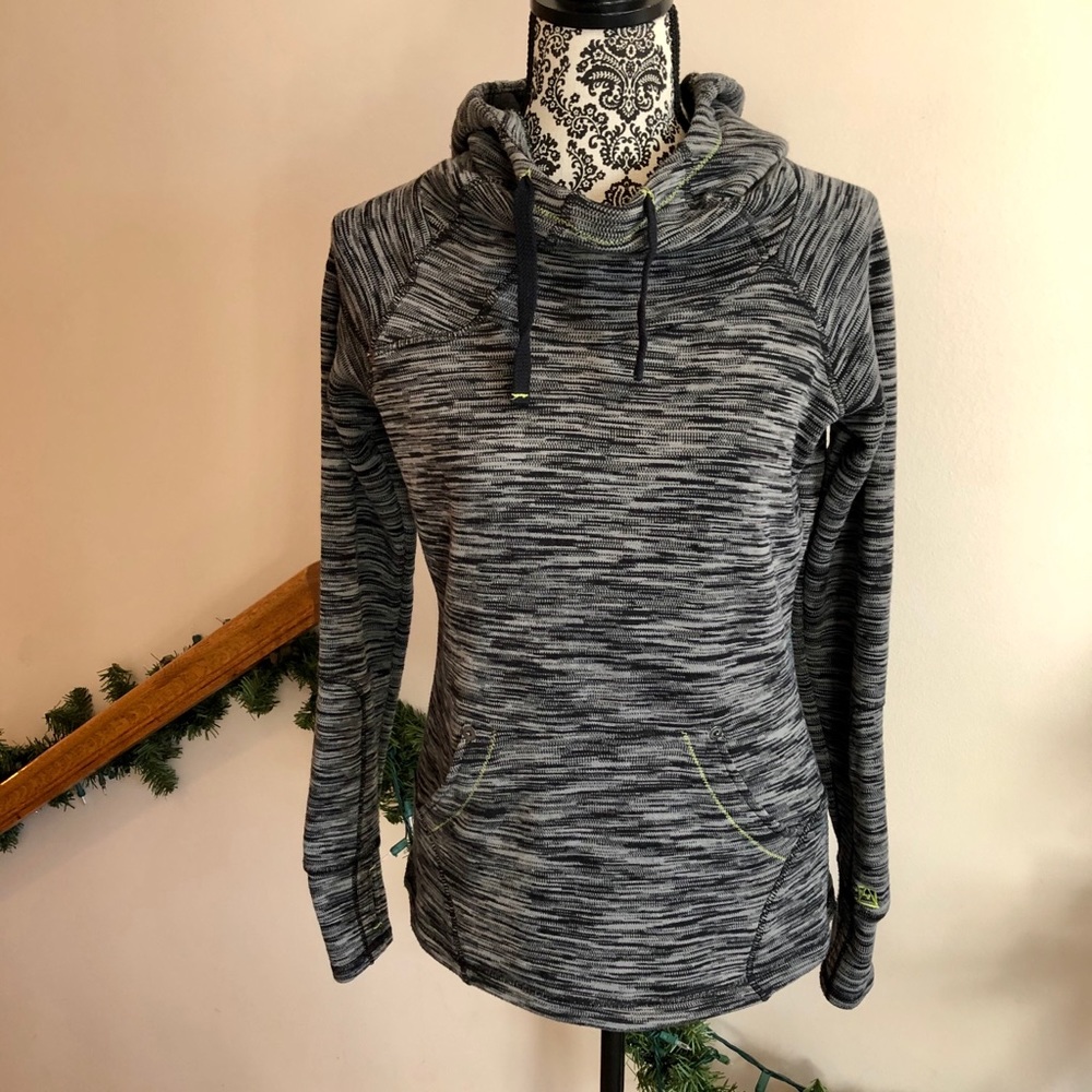 Avalanche Fleece Lined Hoodie!🎉